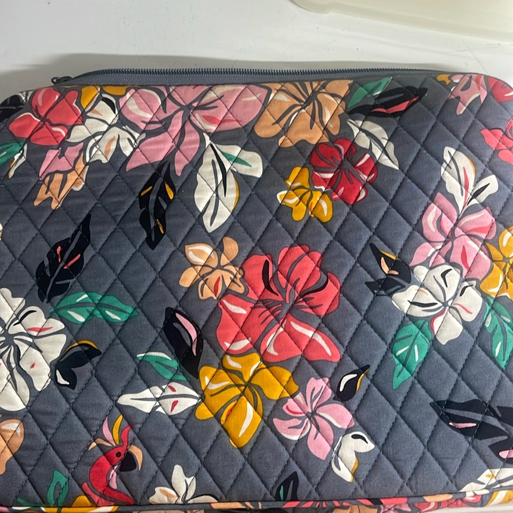 Vera Bradley Laptop Sleeve; Coastal Paradise